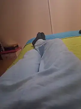 RikCum4u's cam snapshot