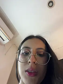 Juanita-Diaz live sex cam