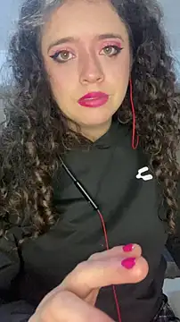 Lucy_YupiSweet live sex cam