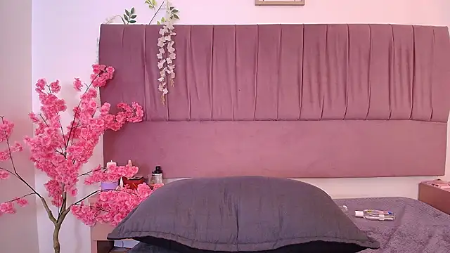 nathalya_summer's cam snapshot