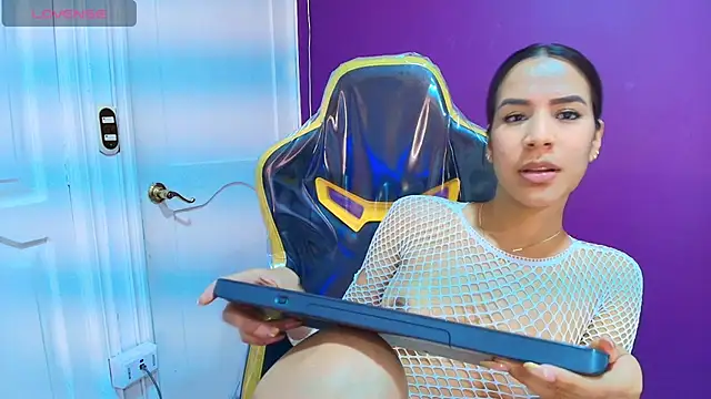 martiina_1's cam snapshot