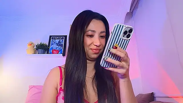 lilyy_evanss's cam snapshot