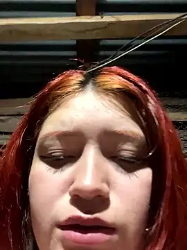 Karina_Leon live sex cam