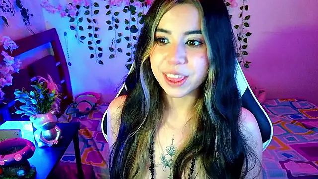 Kittyuwu_'s cam snapshot