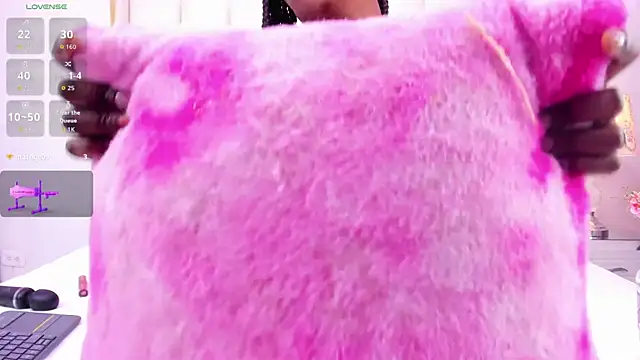 GianinaLewis live sex cam