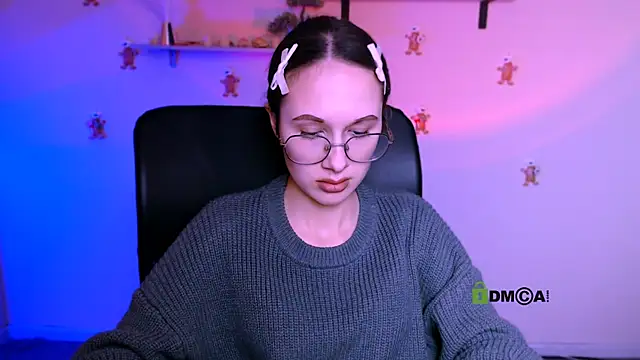 mona_cloud's cam snapshot