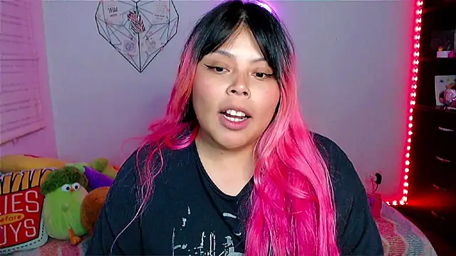 EllieMoonX's cam snapshot