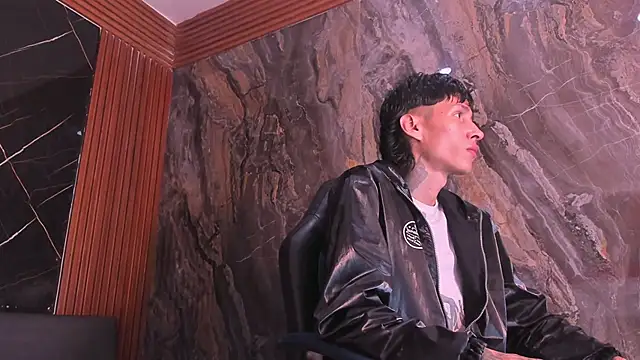 Daniel_Deluc77 live sex cam