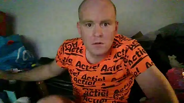 Janssen88 live sex cam