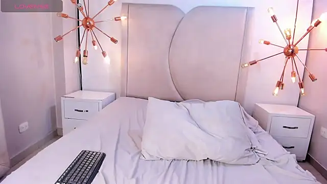 rubyrouge__ live sex cam