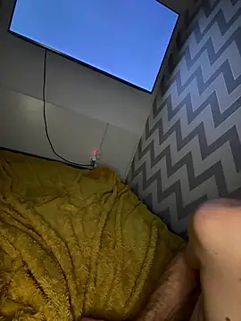 Maksim1907 live sex cam