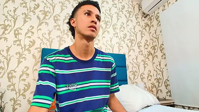 Marcus_Jeron live sex cam