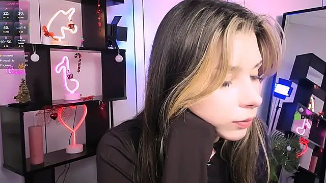 mila_glow1 live sex cam