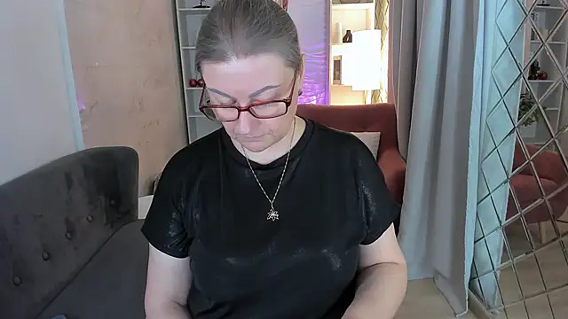 AlexandraKind live sex cam