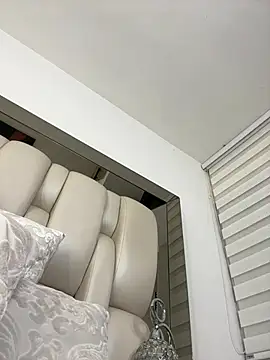 ALISSON_FOXXX1 live sex cam