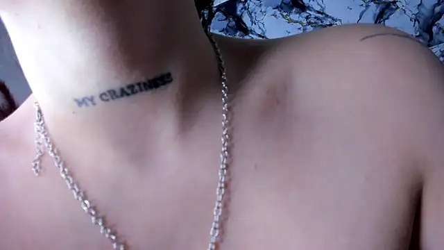 guadalupe21_'s cam snapshot