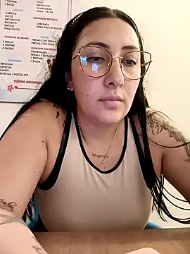 You-kitty2025 live sex cam