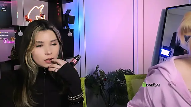 mila_glow1's cam snapshot