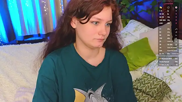 Charlotte_wow's cam snapshot