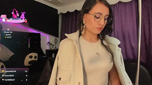 Coral_Gibson's cam snapshot