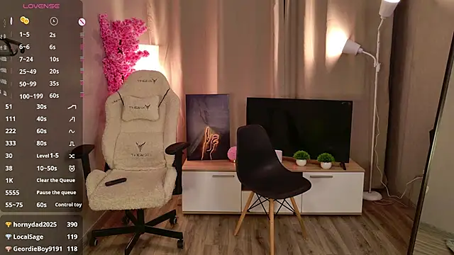 Pony_Claid's cam snapshot