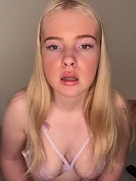 EmilyyEvansss's cam snapshot