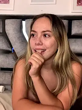 valery_and_Dani_ live sex cam