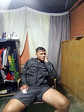 Franklin111230 live sex cam