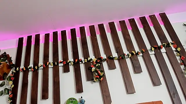 MeowMota_ live sex cam