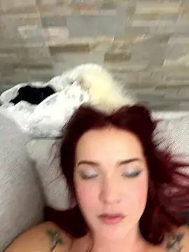 Daddyslut2_0 live sex cam