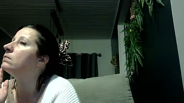 feline27's cam snapshot