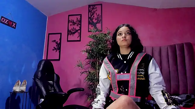 JustiinJazmin live sex cam