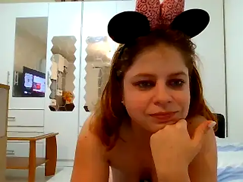 Sweet_bluegirl24's cam snapshot