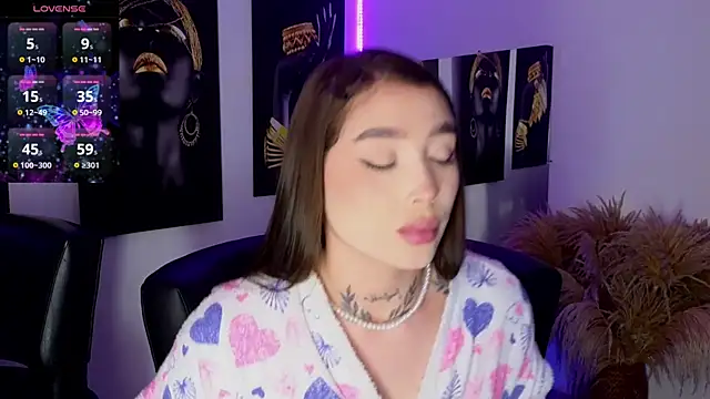 _brenna_hanson's cam snapshot