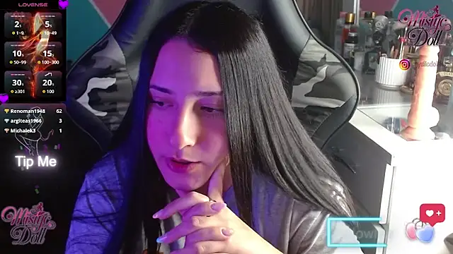 Mysticdooll69's cam snapshot