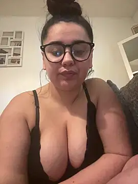 Wild_Busty_Niyah_XX's cam snapshot