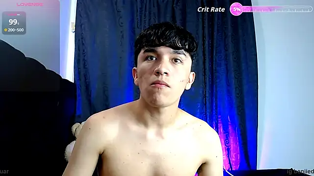 benji_hoter live sex cam