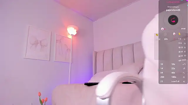 your_alina18's cam snapshot