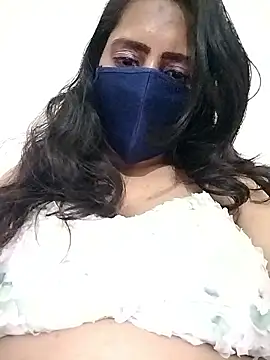 tasty_Chocobaar live sex cam