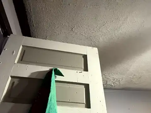 trash4cash's cam snapshot