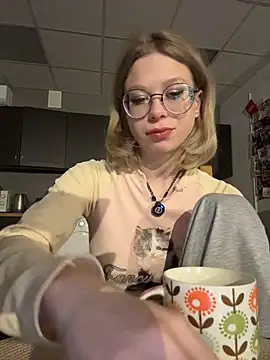 IvyBriggs's cam snapshot