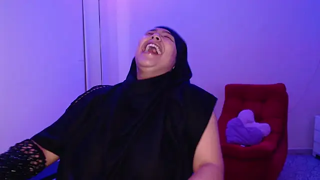 VenussTits97's cam snapshot