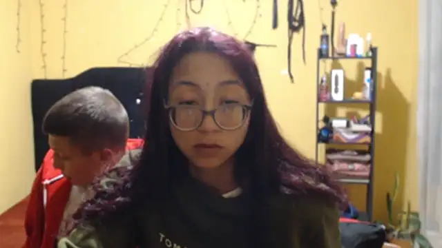 Violet_And_Smith's cam snapshot