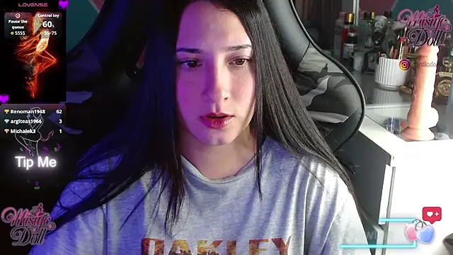 Mysticdooll69's cam snapshot