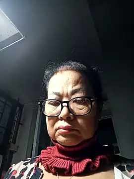 Hotestlove live sex cam