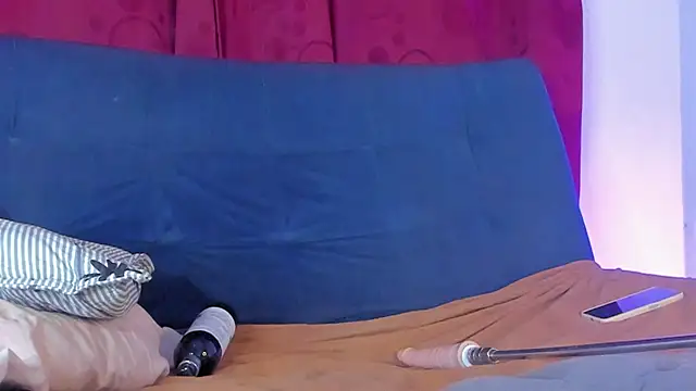 swetty_loverss's cam snapshot