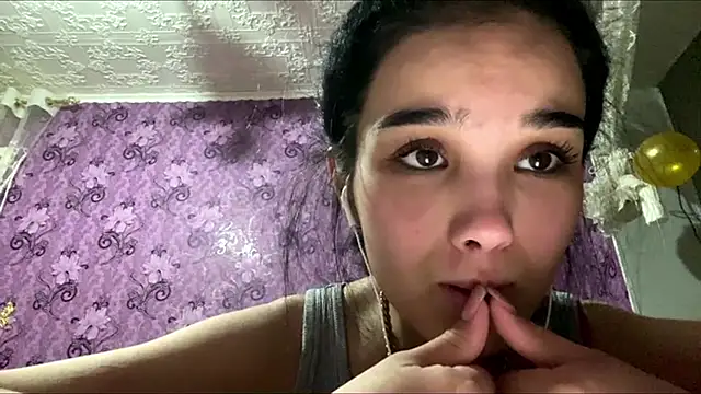 AylinBlush's cam snapshot