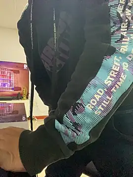 DanielGomez9's cam snapshot