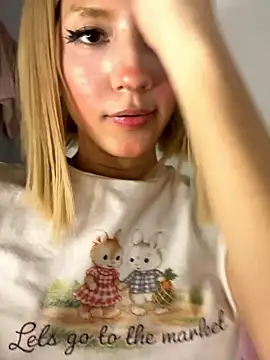 SweetBunnyGF's cam snapshot