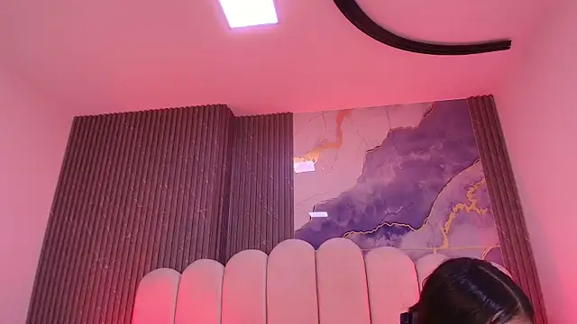 hot_dione's cam snapshot